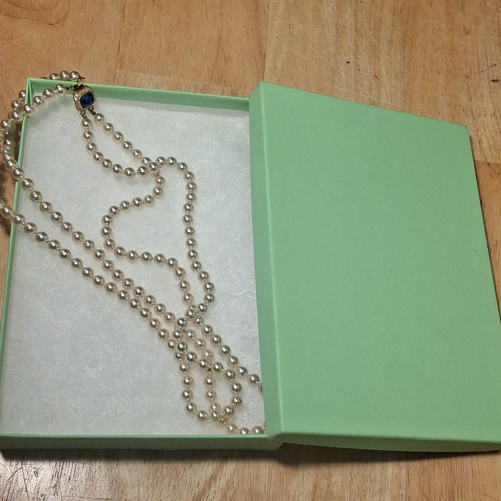 Classic Cream Pearl Double Strand Knotted Necklace with Blue Accent